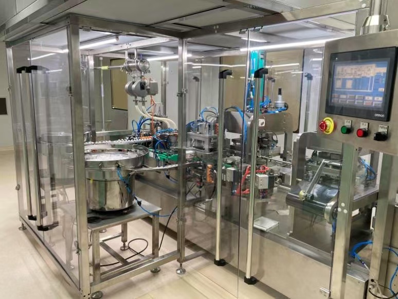 IV Bag Form Fill Seal Machine