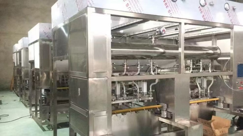 IV Soft Bag Filling Machine (2)